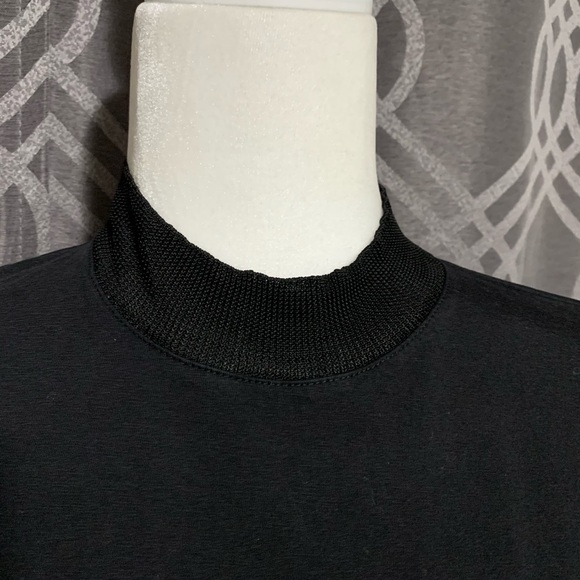 Zara (black turtleneck short sleeve) - Picture 2 of 4
